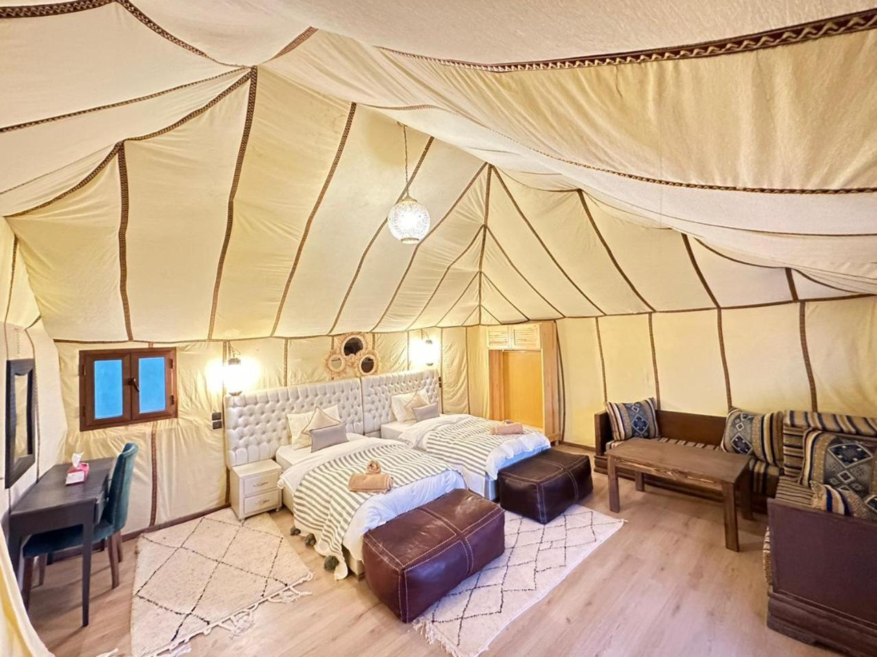 Desert Glamping Resort เมอร์ซูกา ภายนอก รูปภาพ