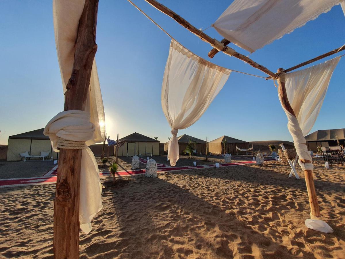 Nomads Dunes Nest เมอร์ซูกา ภายนอก รูปภาพ